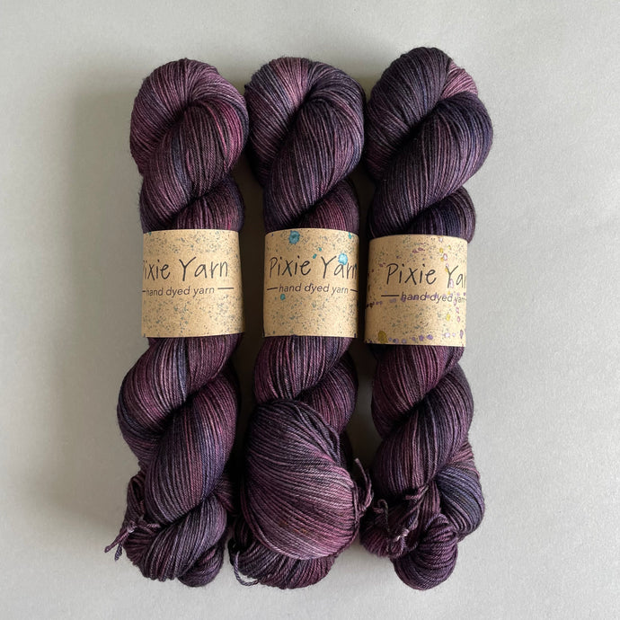 Crawe - Sock - 100g Skein