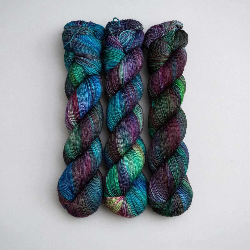 Popinjay - Sock -100g Skein