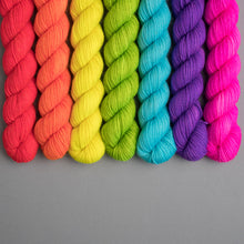 Load image into Gallery viewer, Fluorescent Colour Pops! - Sock 7 x 20g
