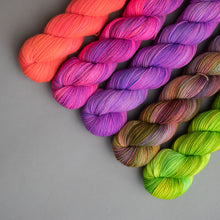 Load image into Gallery viewer, A Musing of Neons - Sock -100, 50 and 20g Fade