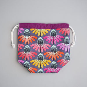 SUMMER SOLSTICE PROJECT BAG - QUARTERLY YARN CLUB 2023