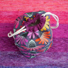 Load image into Gallery viewer, SUMMER SOLSTICE PROJECT BAG - QUARTERLY YARN CLUB 2023