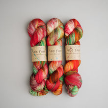 Load image into Gallery viewer, OCTOBER - BRIAN WILDSMITH YARN CLUB