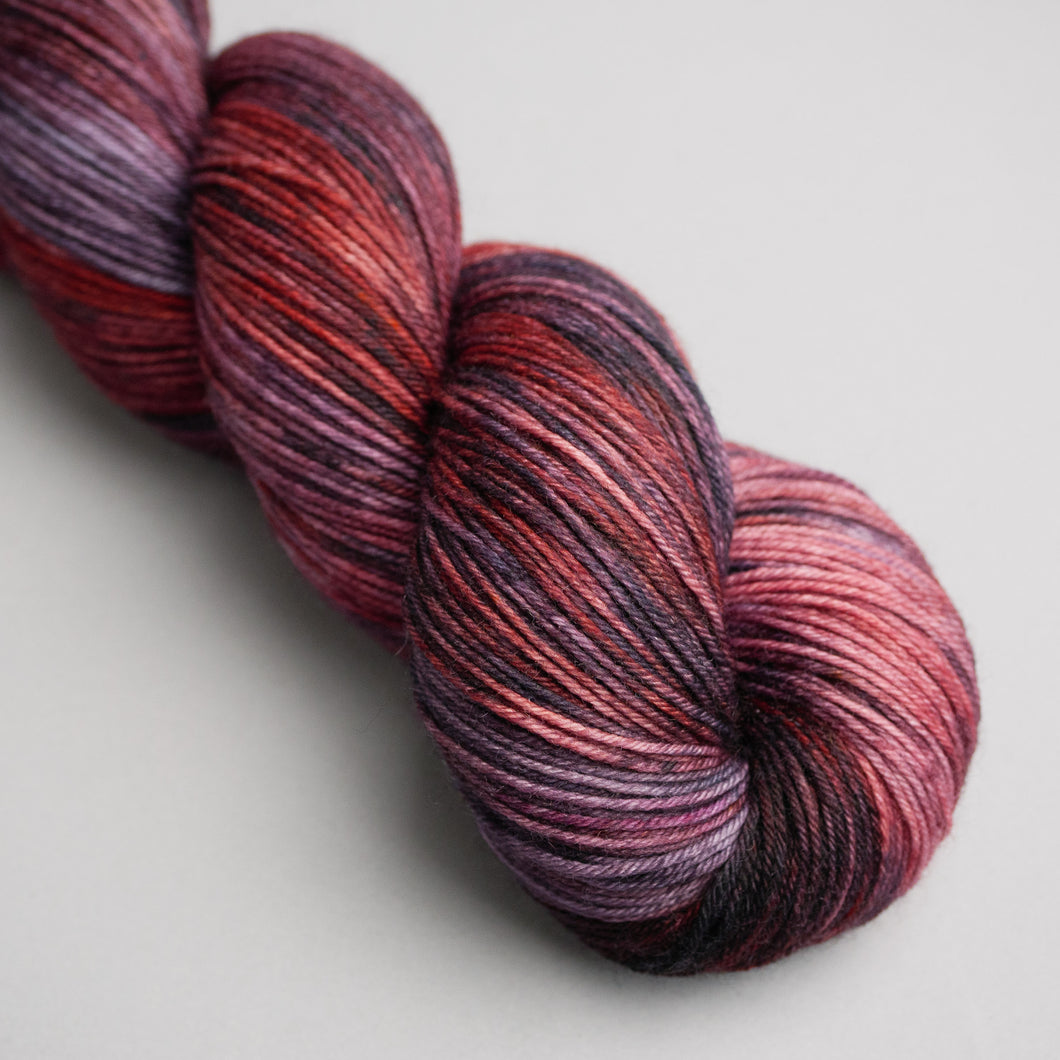 Forest Whispers Wolves - Sock - 100g