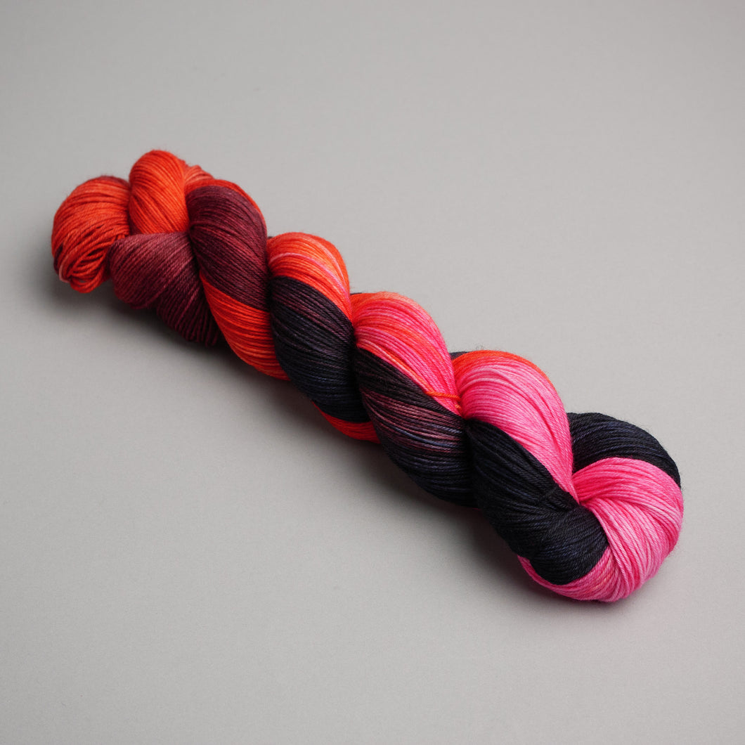 Forest Whispers Skulls - Sock - 50/100g