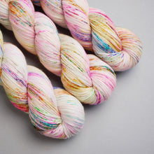 Load image into Gallery viewer, Fairy Lights - Sock - 100g Skein