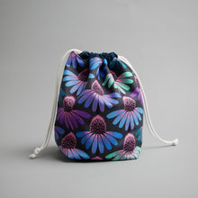 Load image into Gallery viewer, WINTER SOLSTICE PROJECT BAG - QUARTERLY YARN CLUB 2023