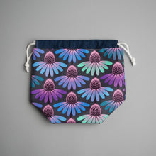 Load image into Gallery viewer, WINTER SOLSTICE PROJECT BAG - QUARTERLY YARN CLUB 2023