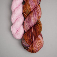 Load image into Gallery viewer, Gingerbread Kisses - Sock - 100g Skein