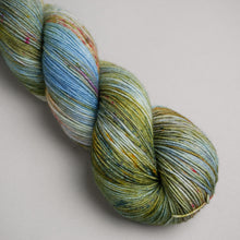 Load image into Gallery viewer, Wavering Down - Sock - 100g Skein