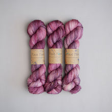 Load image into Gallery viewer, FOOTSTEPS 3 - QUARTERLY YARN CLUB 2024