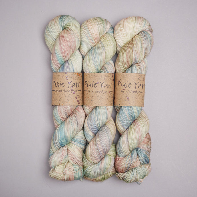 Winter Sage - Sock - Sparkle - DK - 100g Skein