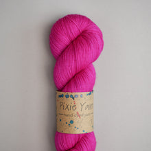 Load image into Gallery viewer, Various Semi Solid - Sock - 100g Skein