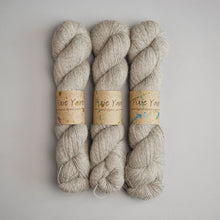Load image into Gallery viewer, Undyed Natural Grey Llama 100% - Sock Weight - 100g