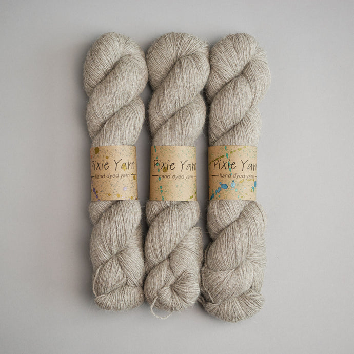 Undyed Natural Grey Llama 100% - Sock Weight - 100g