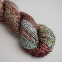 Load image into Gallery viewer, Thornwell - Sock - 100g Skein