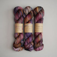 Load image into Gallery viewer, Duskenfell - Sock - 100g Skein