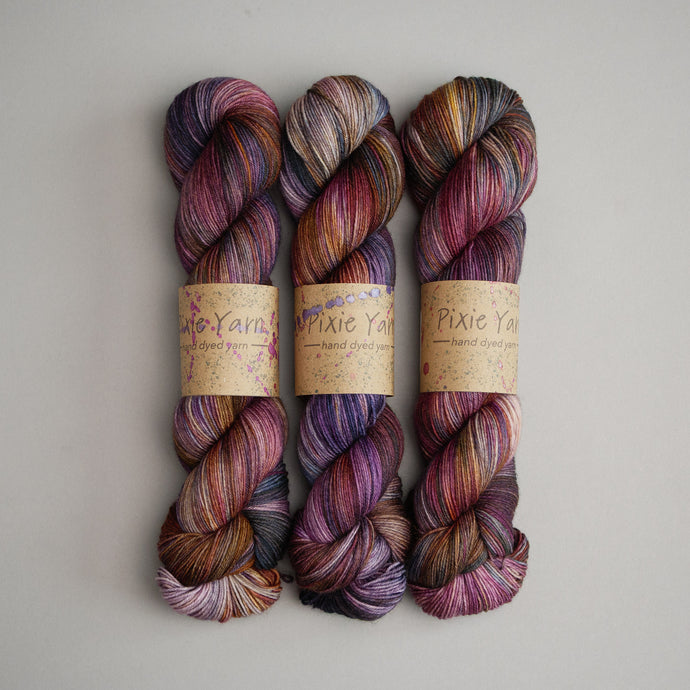 Duskenfell - Sock - 100g Skein