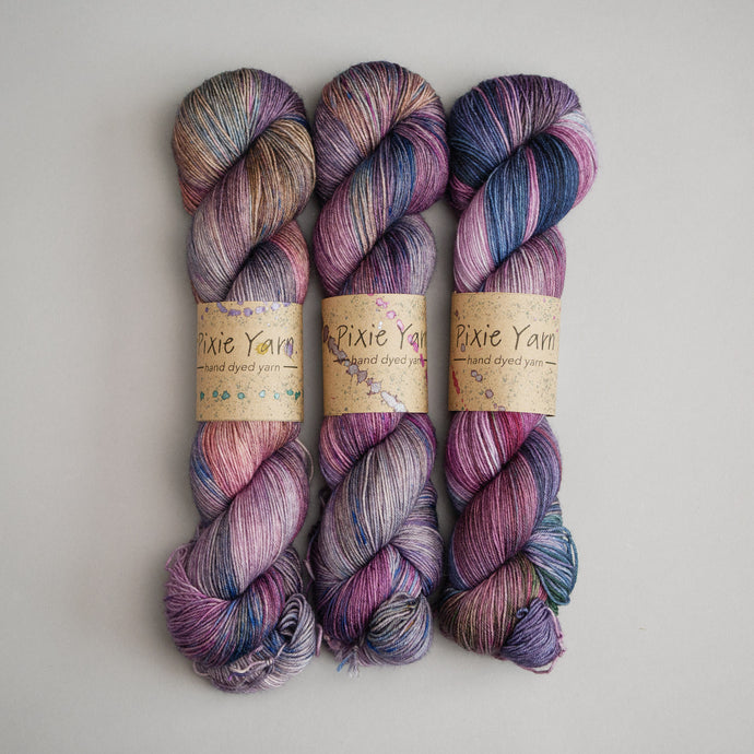 Aquilegia OOAK - Sock - 100g Skein