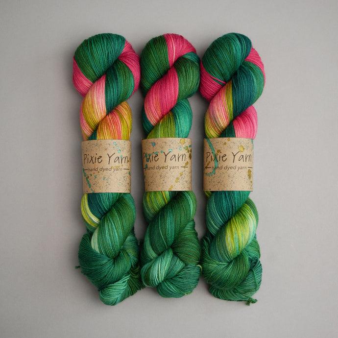 Waterlily - Pooling Yarn - Sock - 100g Skein