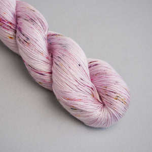 Scoople - Cupro - Fingering Weight - Plant Yarn