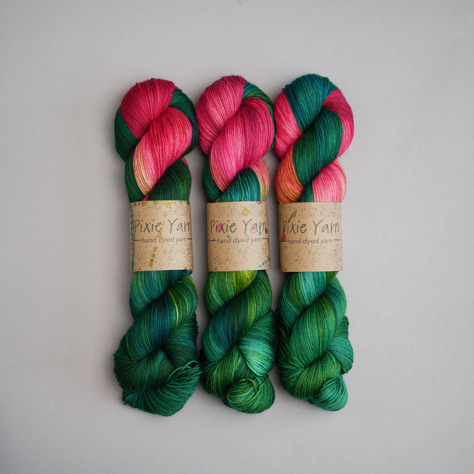 Waterlily - Pooling Yarn - Sock - 100g Skein