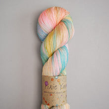 Load image into Gallery viewer, Vintage Lights - Sock - 100g Skein