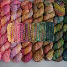 Load image into Gallery viewer, Flower Moon May Fade - Sock/Sparkle/DK/DK Sparkle - 5 x 20/50/100g's