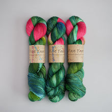 Load image into Gallery viewer, Waterlily - Pooling Yarn - Sock - 100g Skein