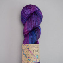 Load image into Gallery viewer, Setting Sun Blue - Sock - 100g Skein