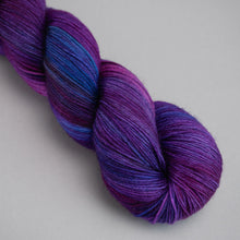 Load image into Gallery viewer, Setting Sun Blue - Sock - 100g Skein