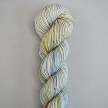 Load image into Gallery viewer, Elysia Jacket Yarn Fade