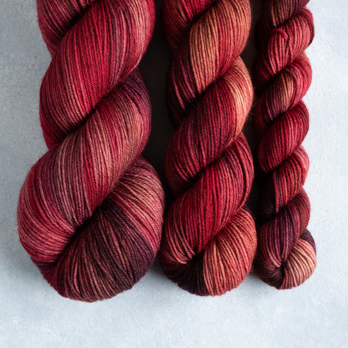 Santina - Cherry Heart - Fingering Weight - Sock - 100g