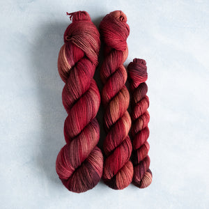 Santina - Cherry Heart - Fingering Weight - Sock - 100g