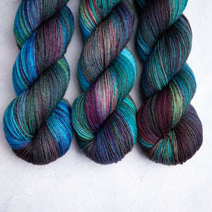 Popinjay - Fingering Weight - Sock