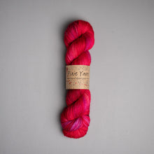 Load image into Gallery viewer, Party Reds - Sock/Sparkle - 100g
