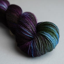 Load image into Gallery viewer, Persea - Sock -100g Skein